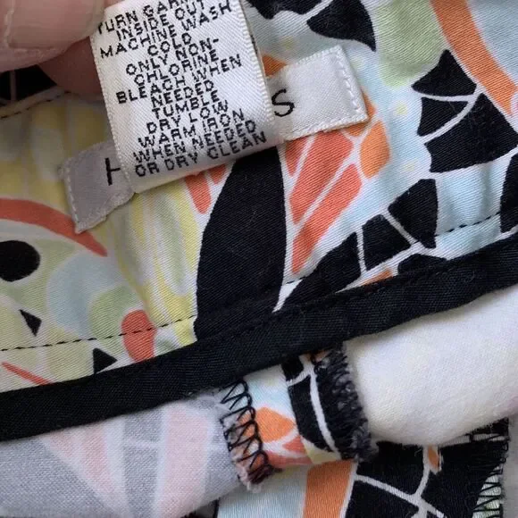 Harold's Jeans Womens 8 Butterfly Floral Print Slacks Stretch Cropped Button Leg - Picture 7 of 12